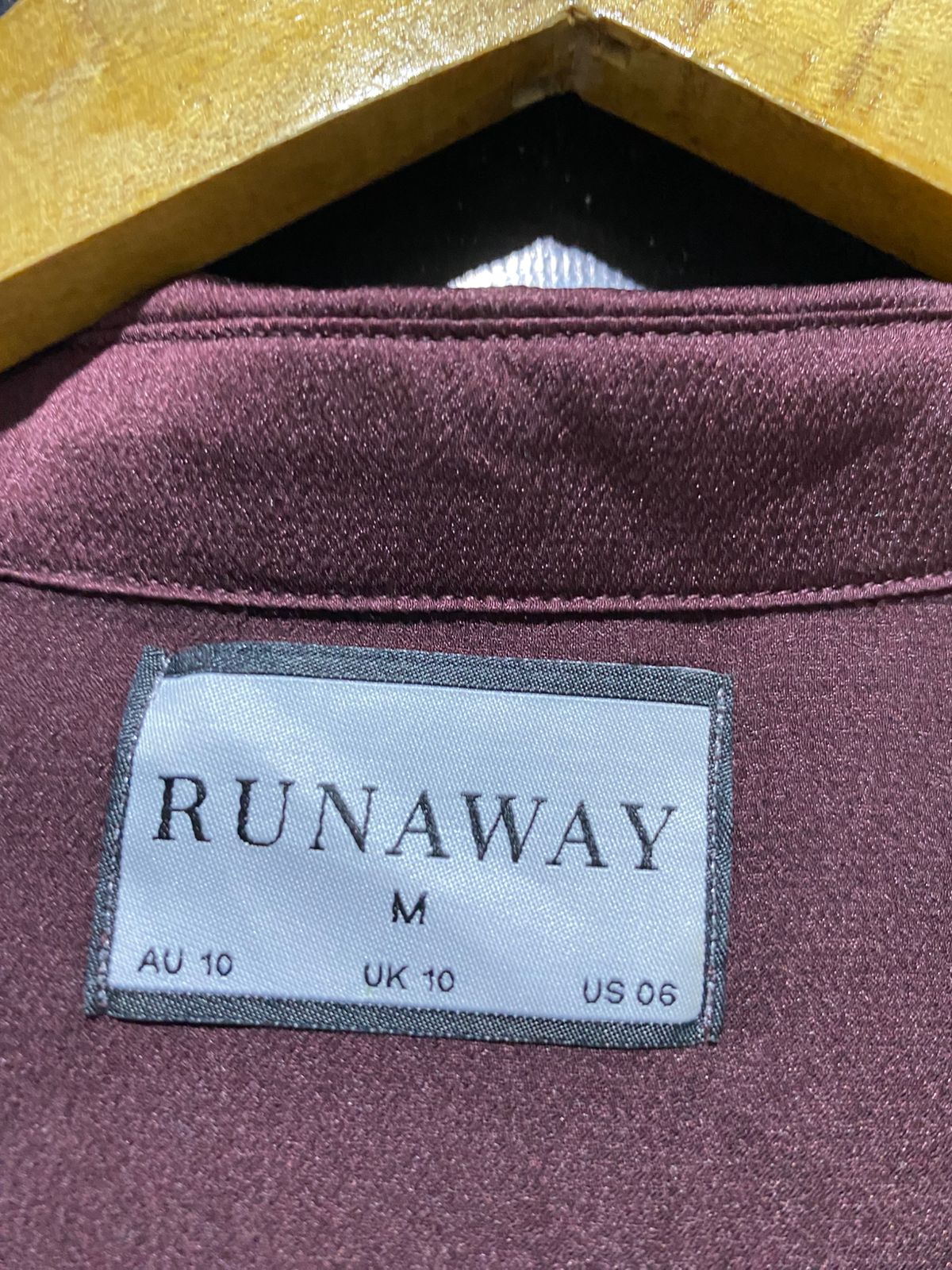 RUNAWAY |M| BUST 17| B42| DEEP BURGUNDY MAROON SATIN RUFFLED LONG SLEEVE SHIRT DRESS