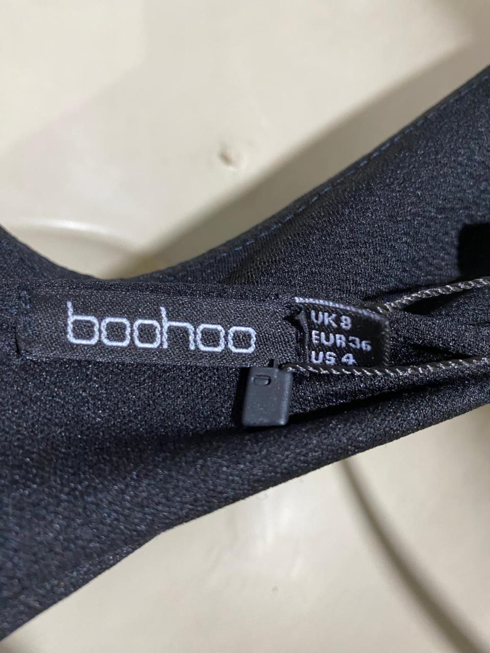 BOOHOO |S| BUST 12| B43| BLACK STRAPPY CAMI CROP TOP SWEETHEART NECKLINE CRISS CROSS STRAP TANK BLOUSE