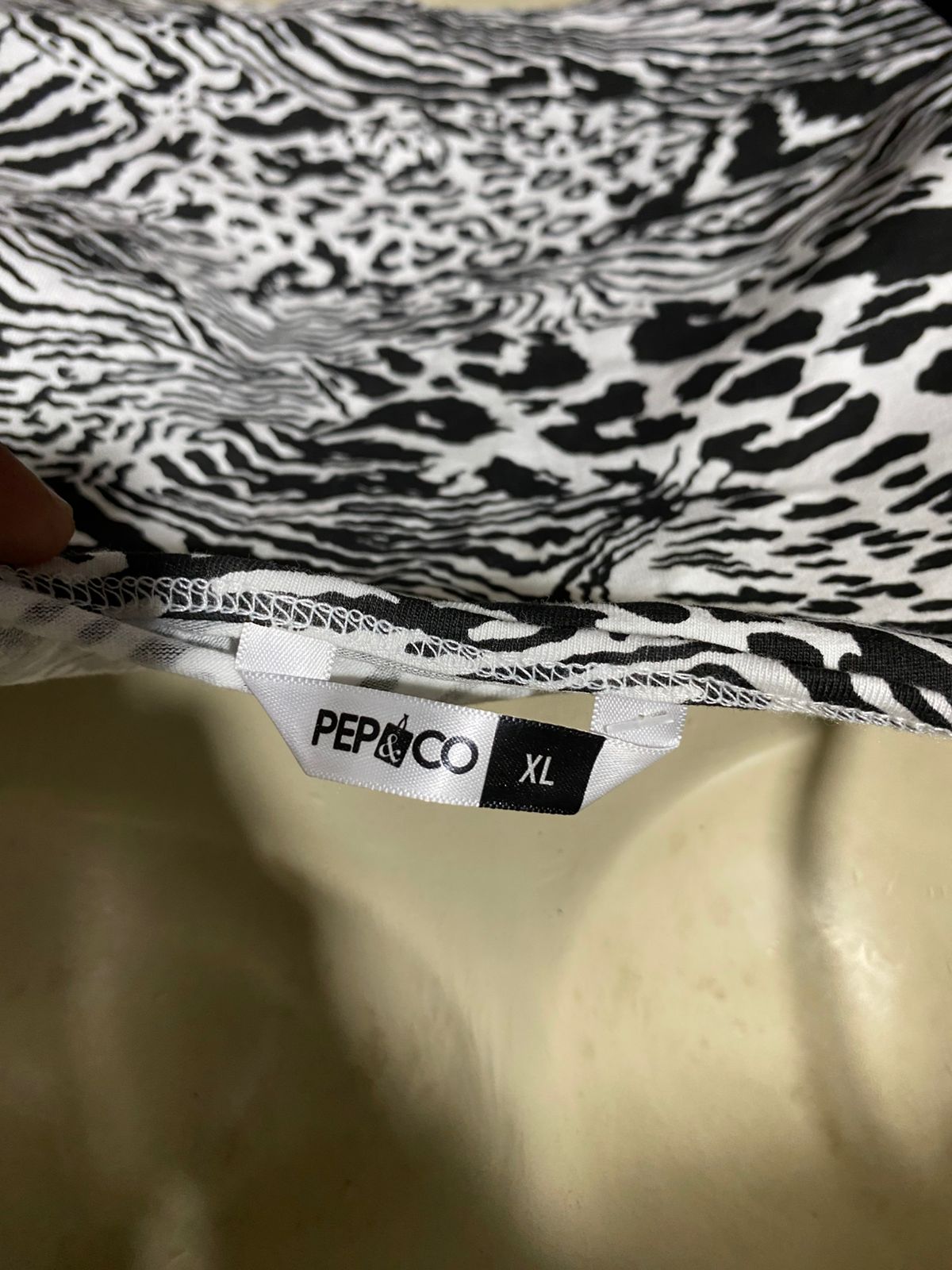 PEP & CO |L| BUST 19| B42| BLACK AND WHITE LEOPARD ZEBRA MIXED ANIMAL PRINT CAMISOLE TANK TOP