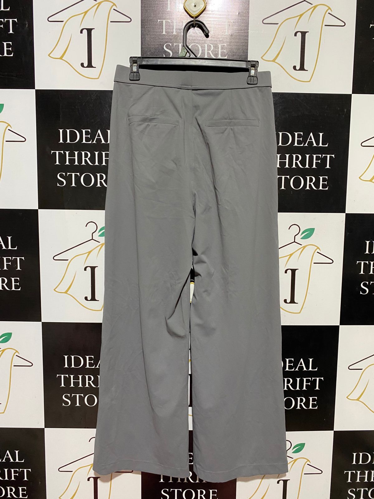 HALARA |M| WAIST 29| B42| SLEEK GREY HIGH-WAISTED WIDE-LEG PANTS