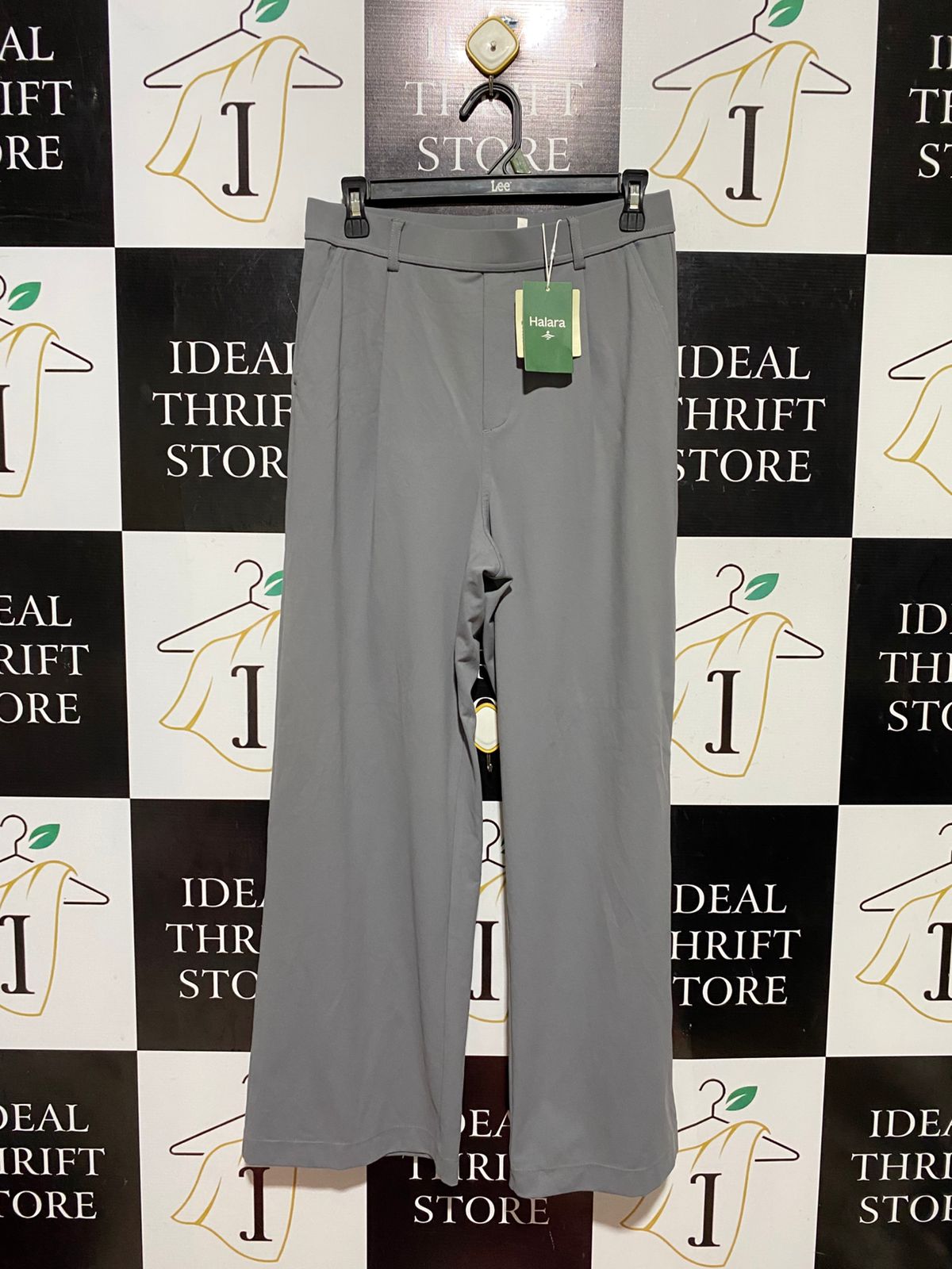 HALARA |M| WAIST 29| B42| SLEEK GREY HIGH-WAISTED WIDE-LEG PANTS