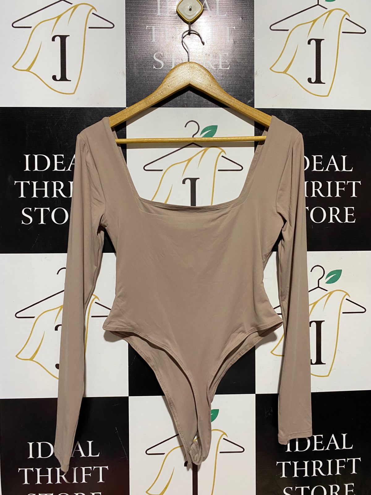 SUPRE |M| BUST 15| B42| WOMEN'S TAN LONG SLEEVE BODYSUIT - SQUARE NECK THONG BOTTOM BASIC TOP