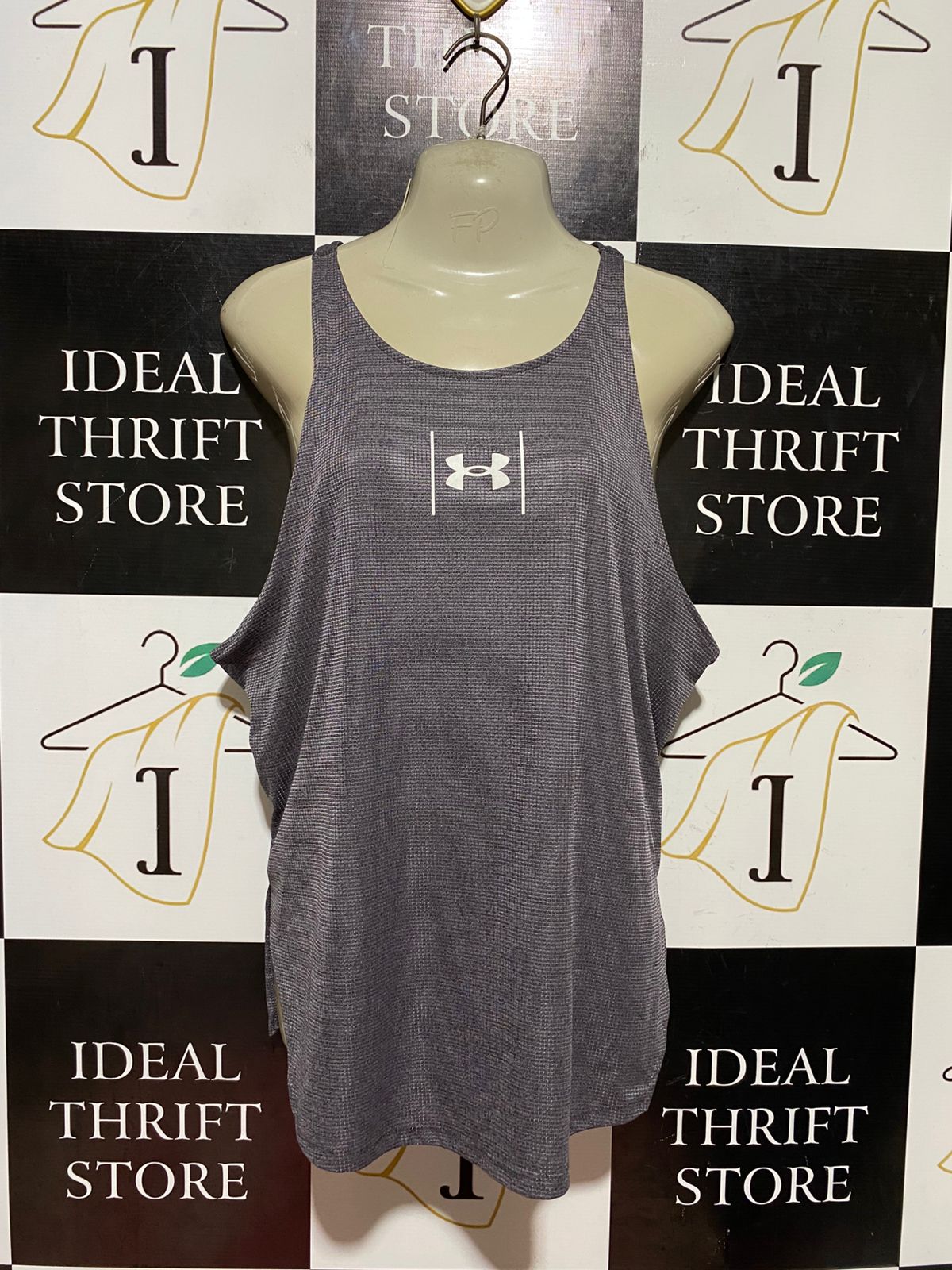 UNDER ARMOUR |L| BUST 19| B44| CHARCOAL GREY RACERBACK TANK TOP