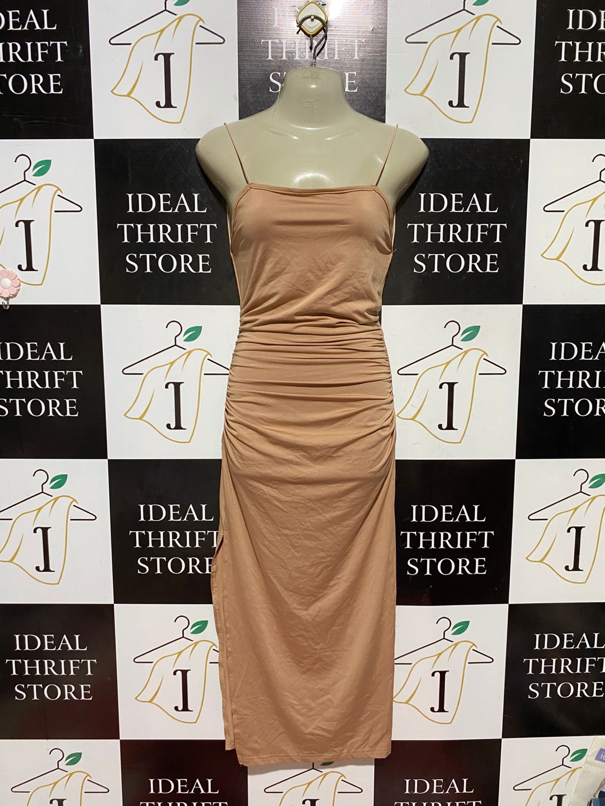 SHEIN |XS| BUST 15| B43| CHIC TAN NUDE SPAGHETTI STRAP RUCHED MIDI DRESS WITH SIDE SLIT PARTY COCKTAIL BODYCON