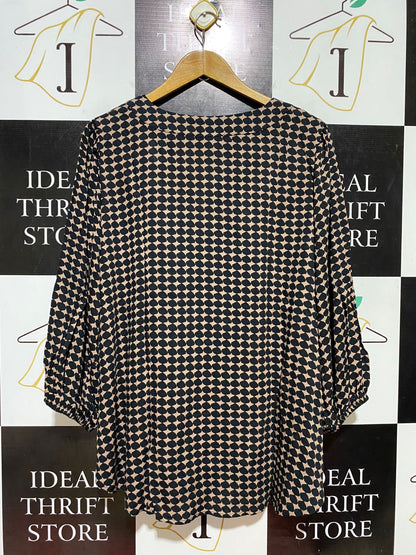 TARGET CURVE |XL| BUST 24| B43| BLACK AND TAN GEOMETRIC PRINT V-NECK LONG SLEEVE BLOUSE NEW WITH TAGS