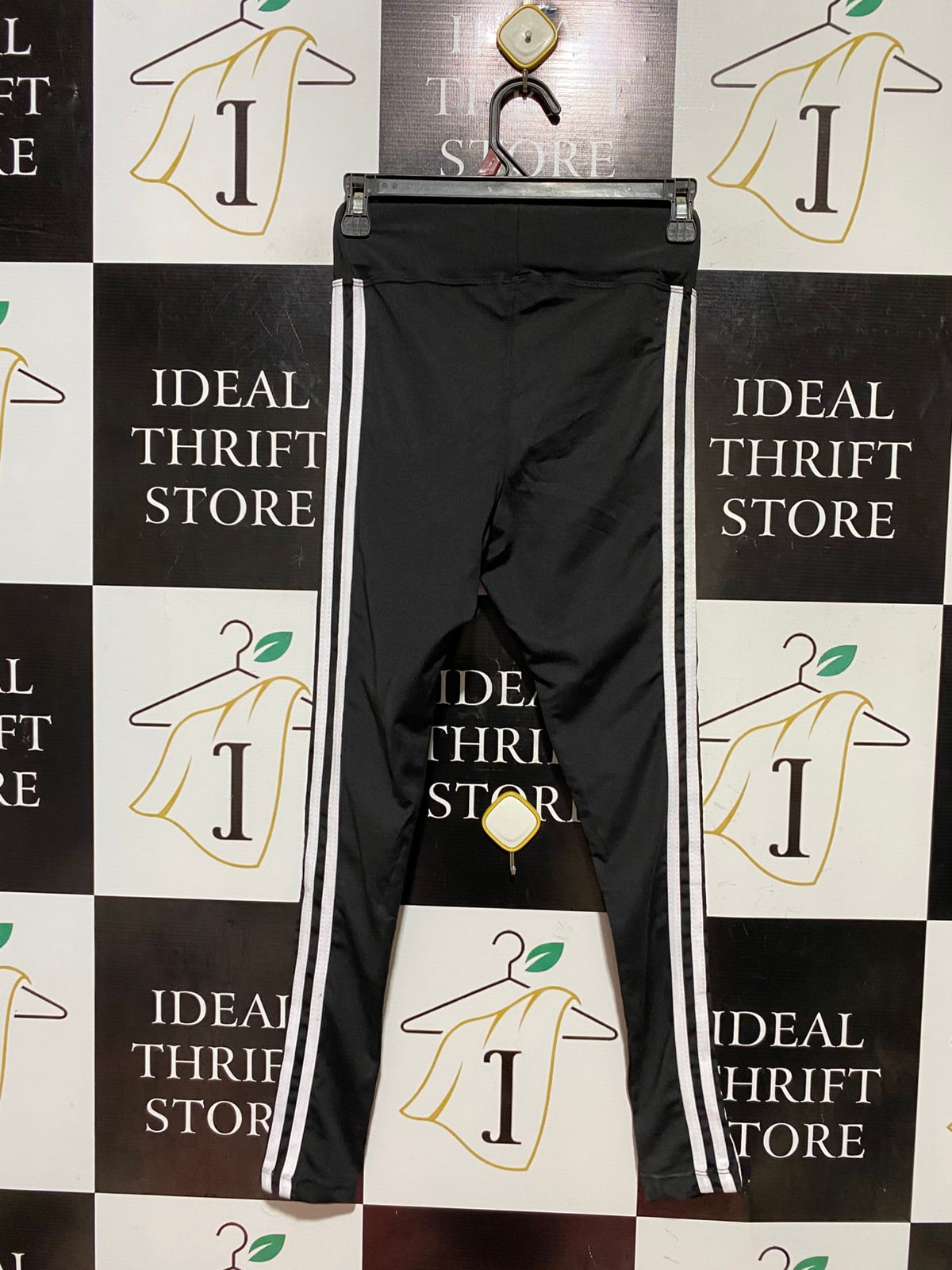 ADIDAS |XS| WAIST 24| B43| BLACK THREE STRIPE HIGH WAISTED FULL LENGTH LEGGINGS ATHLEISUREWEAR