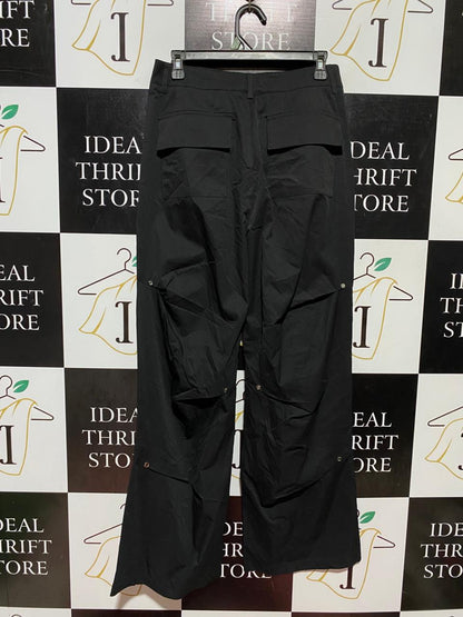APEA |L| WAIST 29| B43| BLACK TECHWEAR WIDE LEG PANTS GORPCORE CARGO TROUSERS RIVET DETAIL STREETWEAR