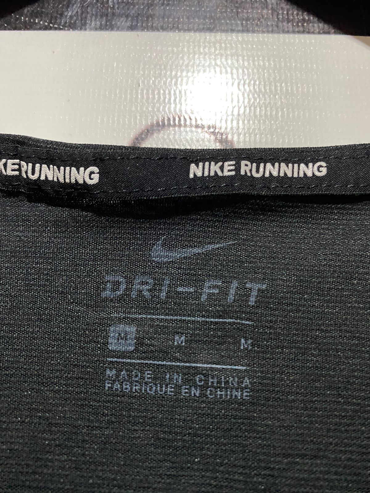 NIKE |M| BUST 18| B43| DRI-FIT RUNNING T-SHIRT BLACK JUST DO IT SWOOSH SHORT SLEEVE TEE