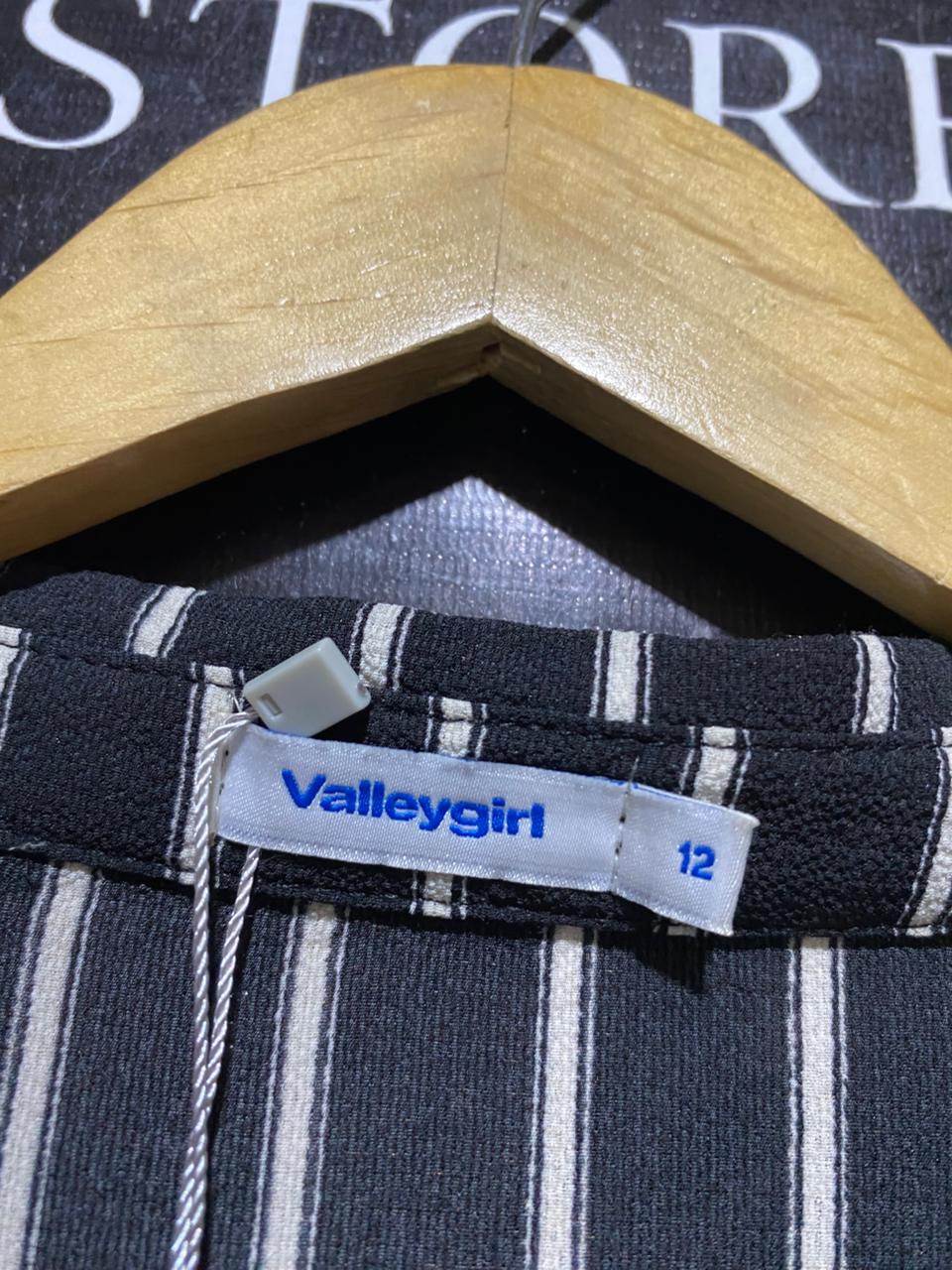 VALLEY GIRL |XL| BUST 23| B44| BLACK & WHITE STRIPED BLOUSE - NWT LONG SLEEVE SURPLICE WRAP TOP