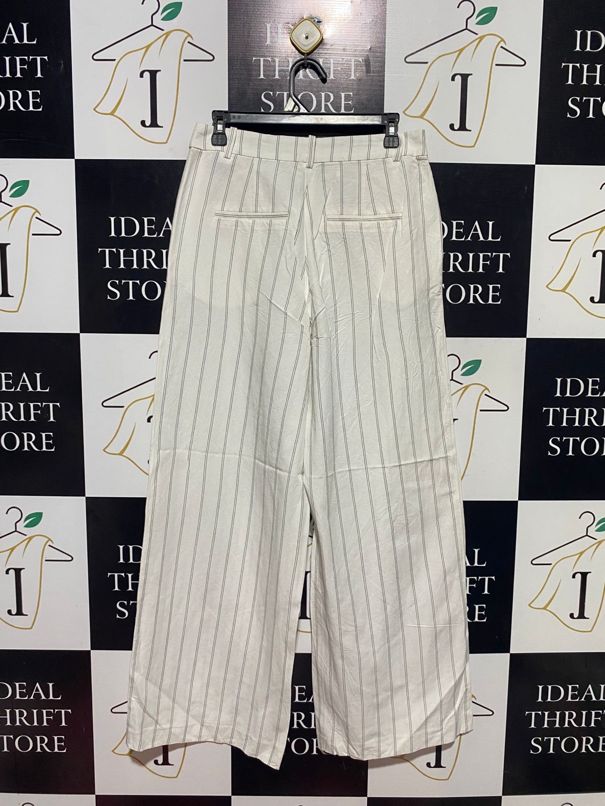 H&M |L| WAIST 31| B44| WHITE VERTICAL STRIPE WIDE LEG PANTS