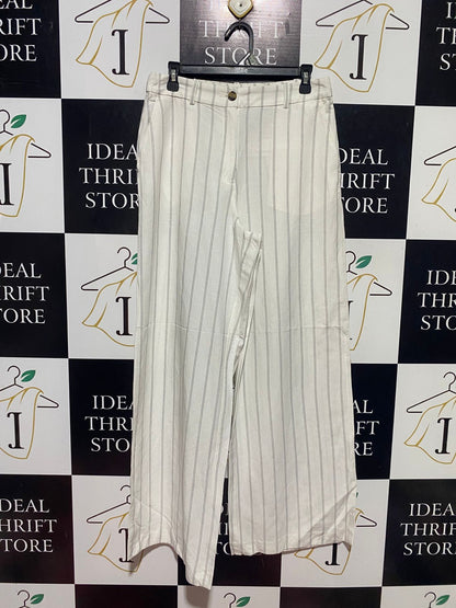 H&M |L| WAIST 31| B44| WHITE VERTICAL STRIPE WIDE LEG PANTS