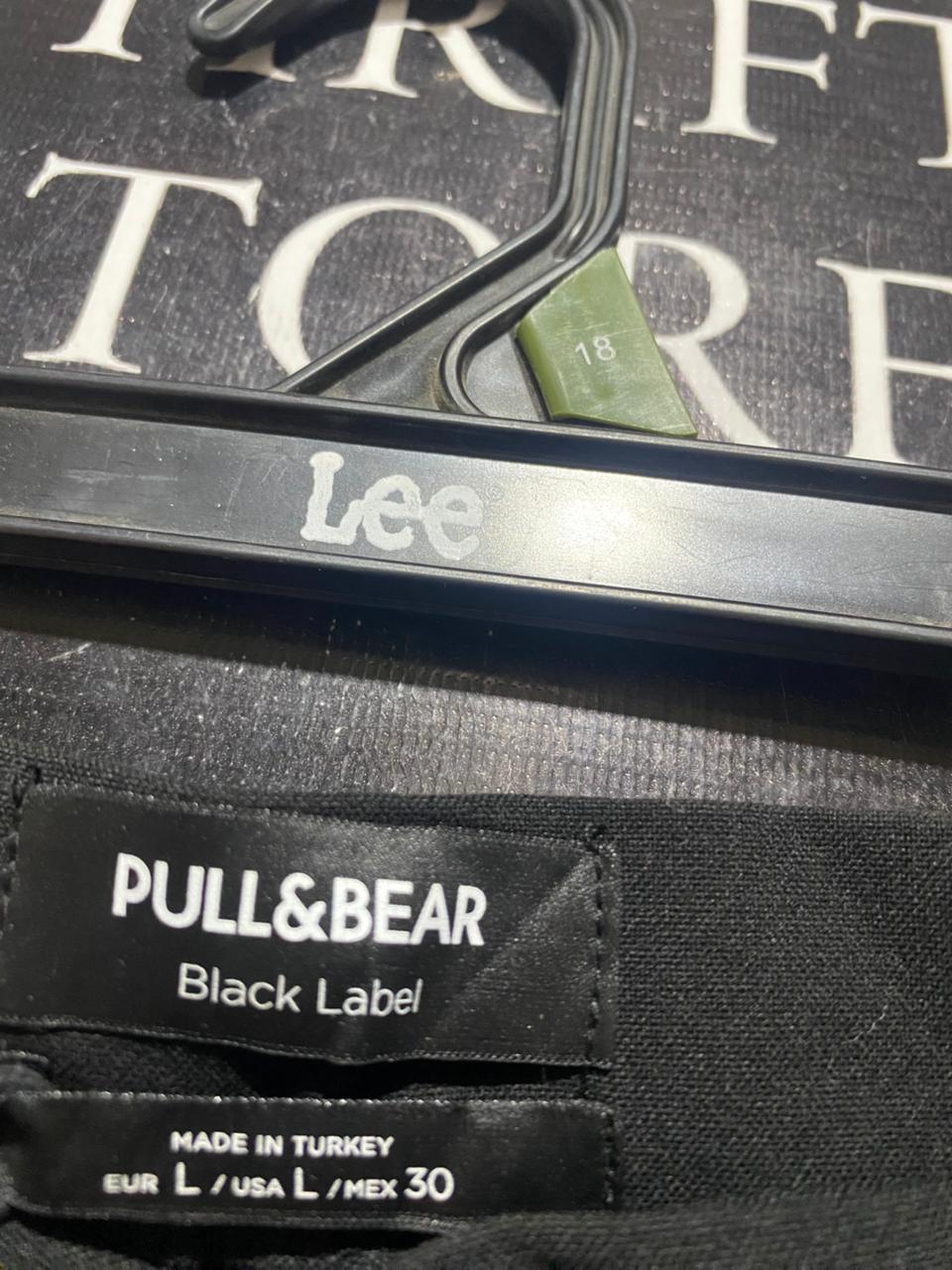 PULL & BEAR |L| WAIST 32| B44| BLACK LABEL WOMEN'S BLACK STRAIGHT LEG PANTS