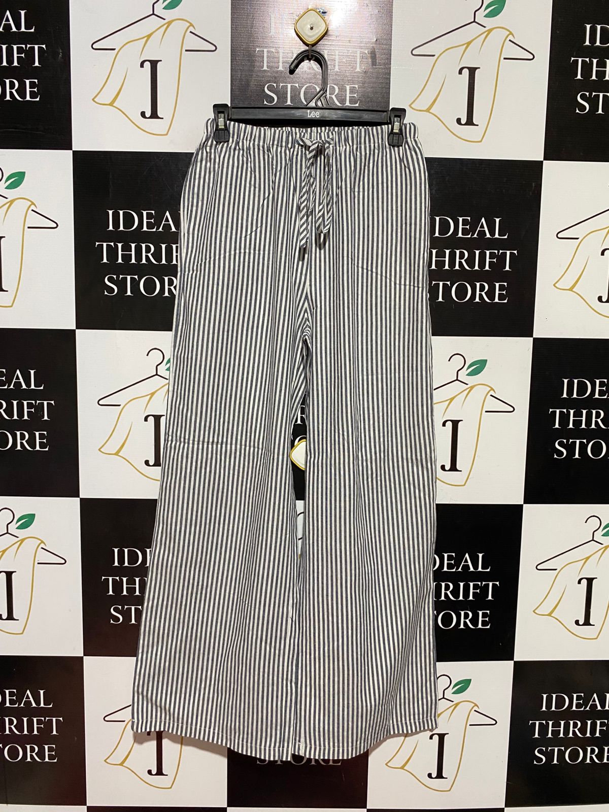 MUSERA |S| WAIST 25| B44| WOMEN'S NAVY AND WHITE STRIPED WIDE LEG DRAWSTRING PANTS