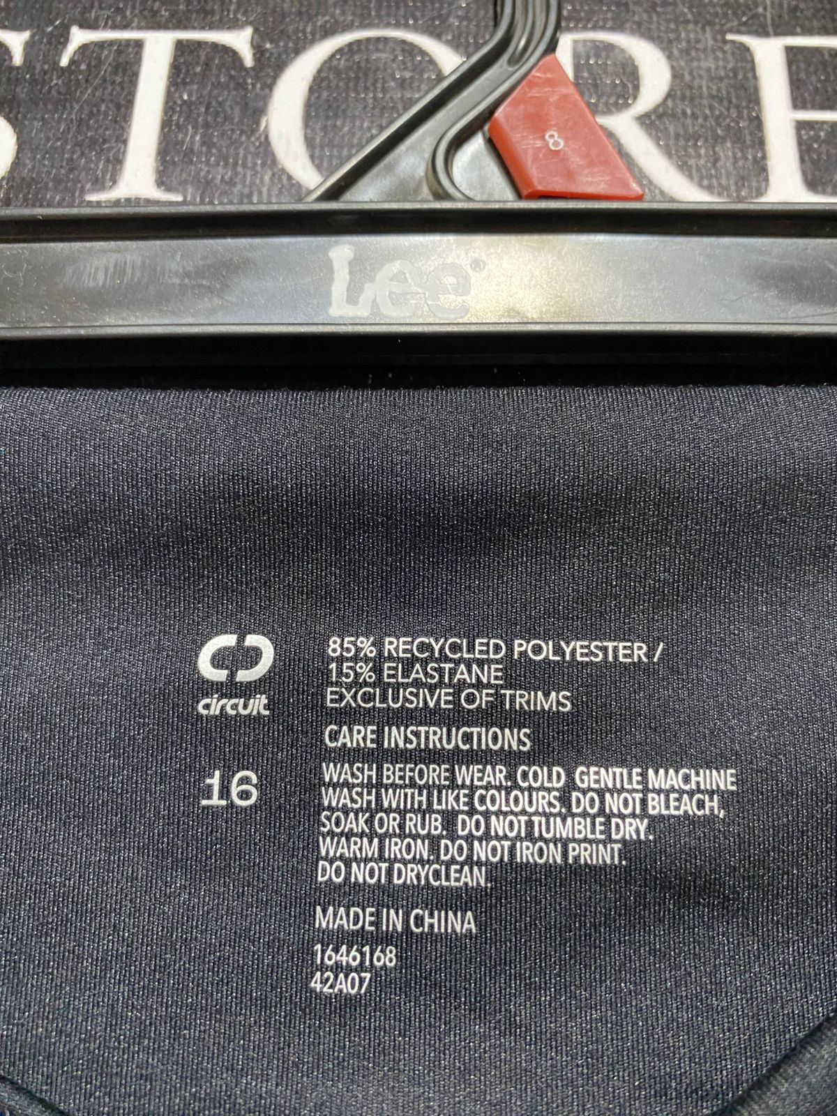 CIRCUIT |M| WAIST 27| B44| HIGH-WAISTED BLACK WIDE-LEG YOGA PANTS WITH RECYCLED POLYESTER MATERIALS
