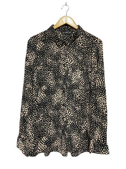 F&F |XL| BUST 24| B45| BLACK AND CREAM SPOT PRINT BUTTON-DOWN BLOUSE