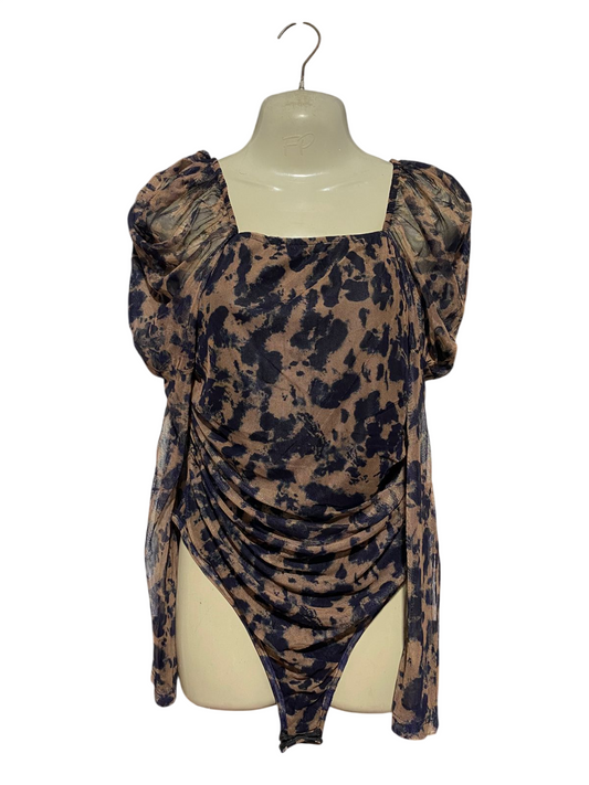 REBELLIOUS |S| BUST 16| B45| BROWN AND BLACK TIE-DYE PUFF SLEEVE RUCHED BODYSUIT