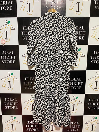 DEFACTO |L| BUST 19| B46| BLACK AND WHITE GEOMETRIC PRINT TIERED SHIRT DRESS
