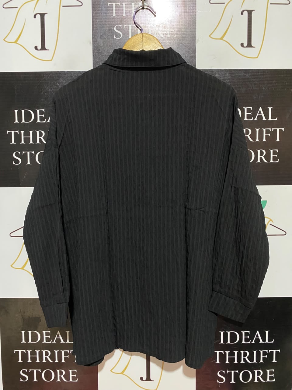 SHEIN |XL| BUST 23| B46| BLACK TEXTURED RIBBED LONG SLEEVE BUTTON DOWN SHIRT