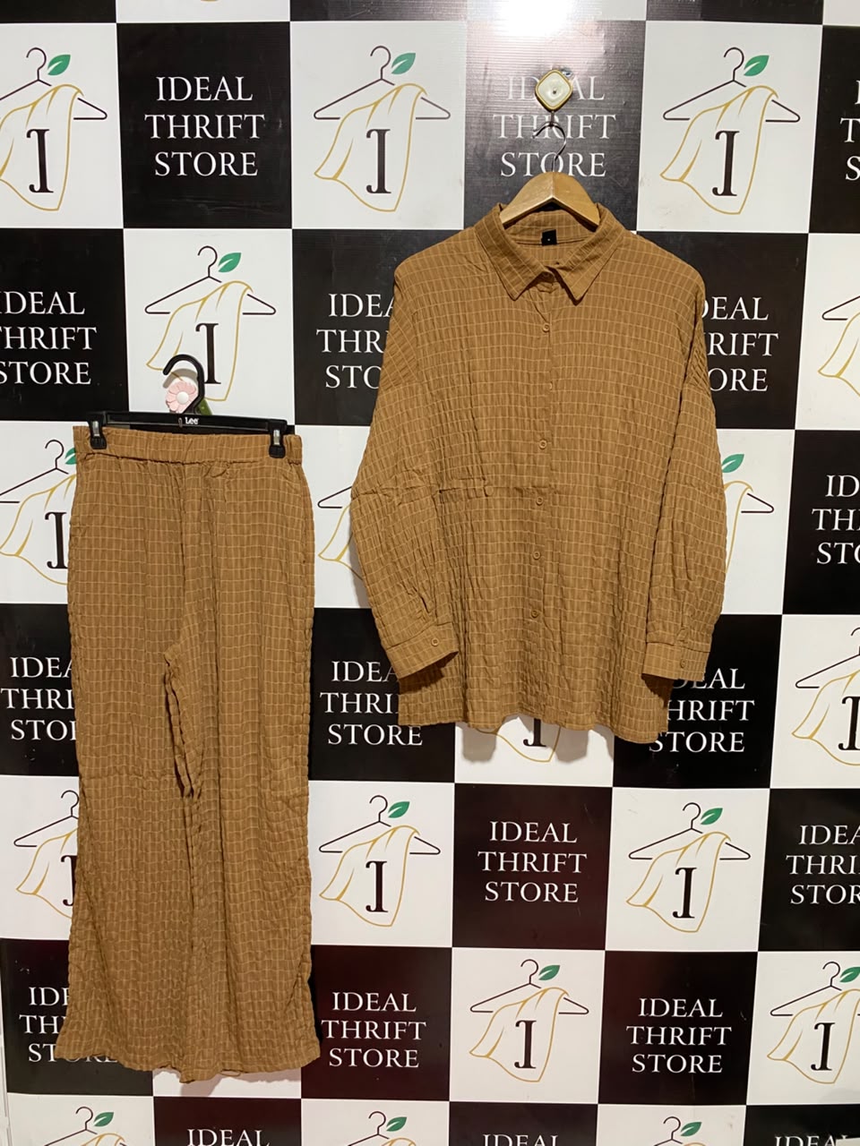 SHEIN |L| B46| TAN BROWN TEXTURED GRID BUTTON DOWN SHIRT AND WIDE LEG PANTS CO-ORD SET
