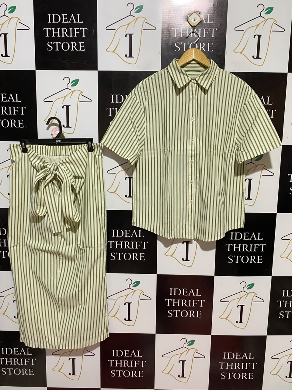 HARLAND |L| B46| SAGE GREEN STRIPED SHORT SLEEVE BUTTON DOWN SHIRT AND MIDI SKIRT CO-ORD SET
