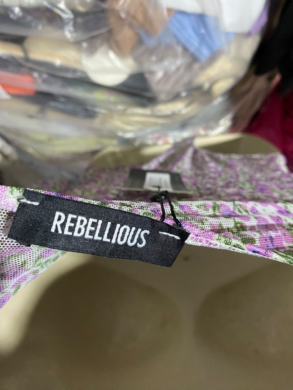 REBELLIOUS |S| BUST 15| B45| PURPLE FLORAL PRINT PUFF SLEEVE RUCHED BODYSUIT