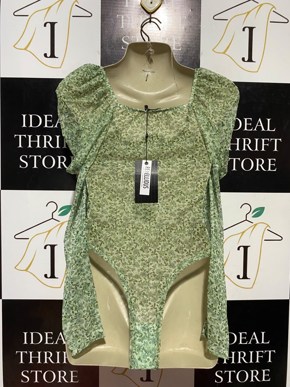 REBELLIOUS |S| BUST 15| B45| GREEN FLORAL PRINT PUFF SLEEVE RUCHED BODYSUIT