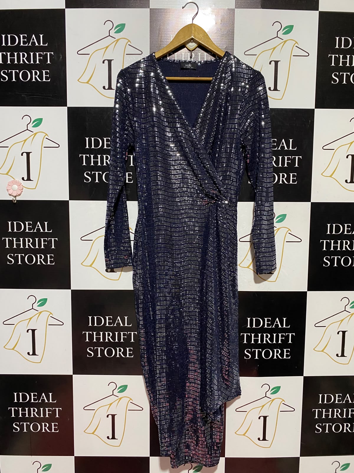 WALIIS |M| BUST 18| B45| METALLIC SHIMMER WRAP-FRONT MIDI DRESS