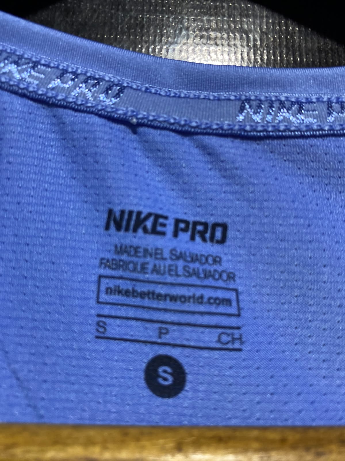 NIKE PRO |S| BUST 14| B47| WOMEN'S SHORT SLEEVE ATHLETIC T-SHIRT BLUE
