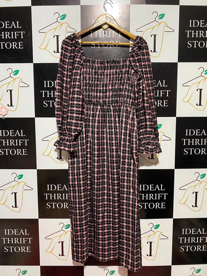 RIVER ISLAND |S| BUST 15| B47| WOMEN'S PINK & BLACK GINGHAM SMOCKED SQUARE NECK MAXI DRESS