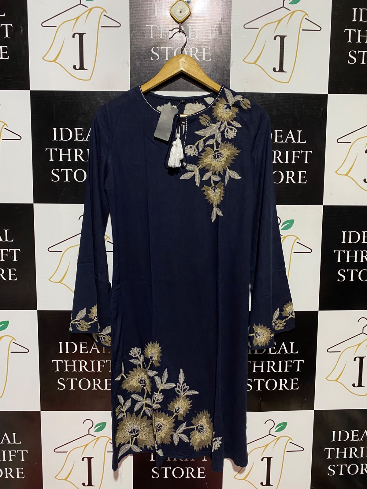 |M| BUST 18| B47| WOMEN'S NAVY BLUE EMBROIDERED FLORAL LONG SLEEVE TUNIK DRESS
