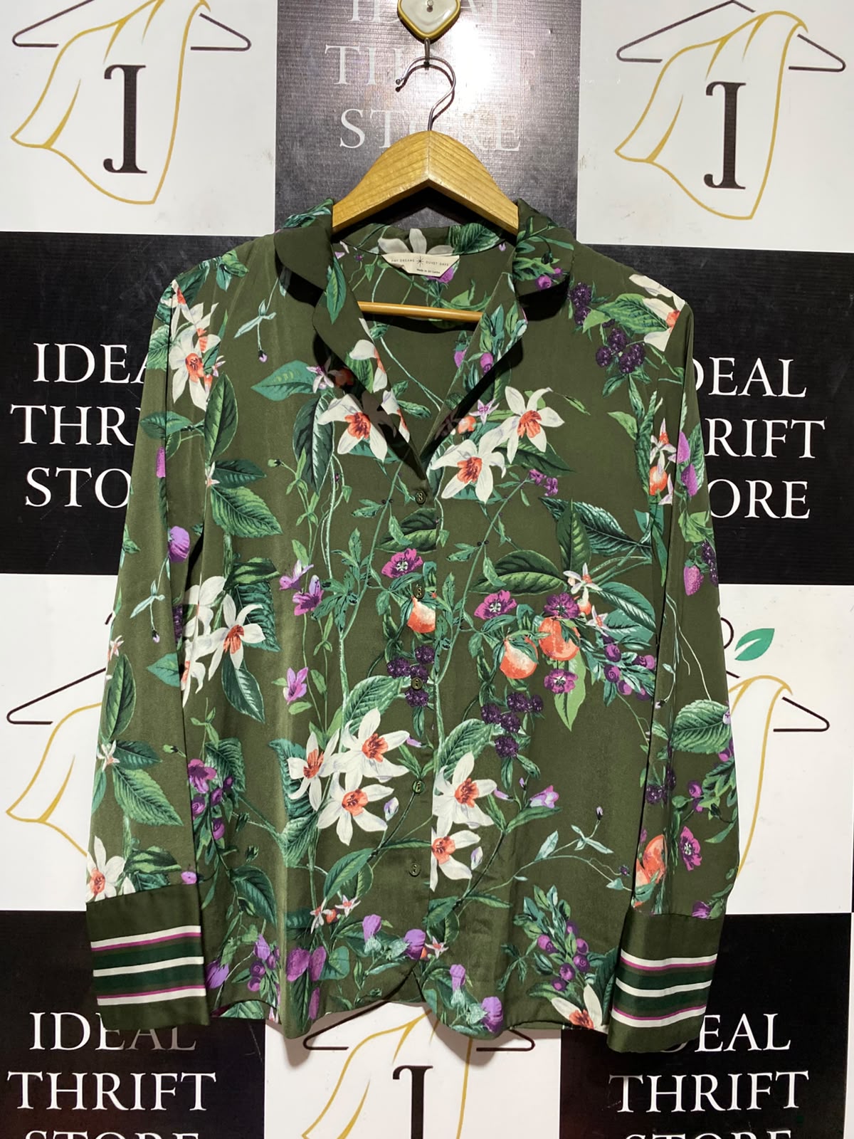 DUVET DAYS |M| BUST 19| B46| OLIVE GREEN FLORAL BUTTON-DOWN BLOUSE