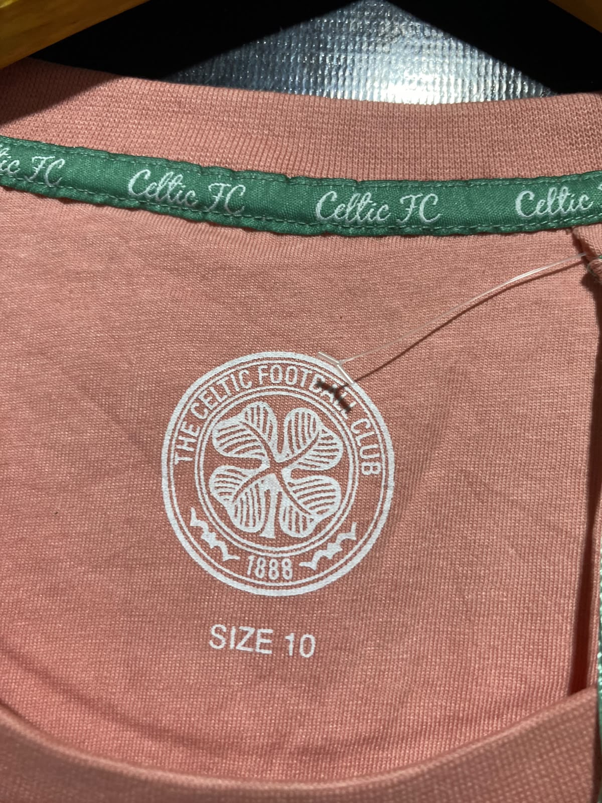 THE CELTIC |M| BUST 17| B46| PEACH PINK CASUAL SHORT SLEEVE EMBROIDERED SHAMROCK TEE