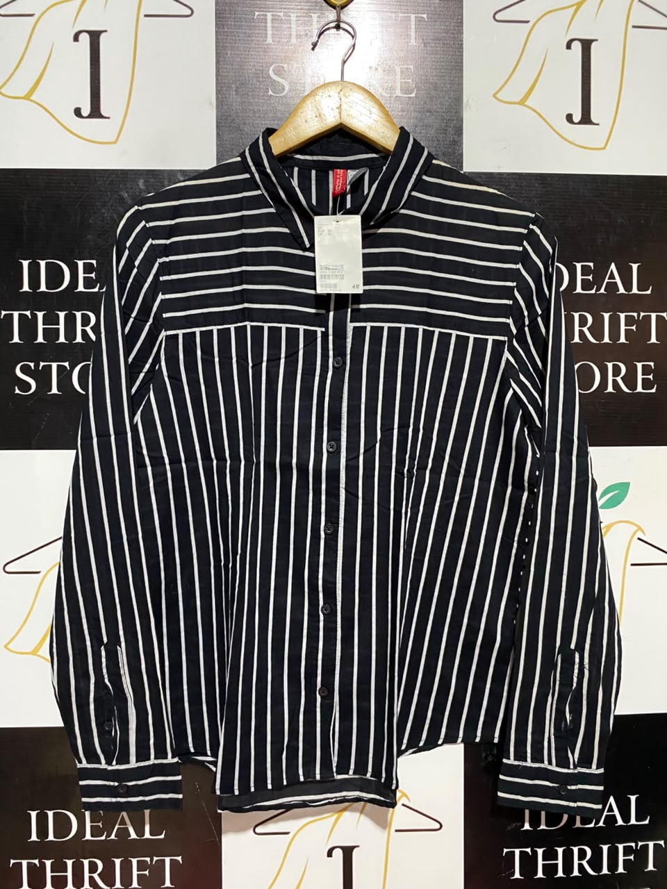 H&M |M| BUST 18| B46| BLACK & WHITE LONG SLEEVE CASUAL BLOUSE