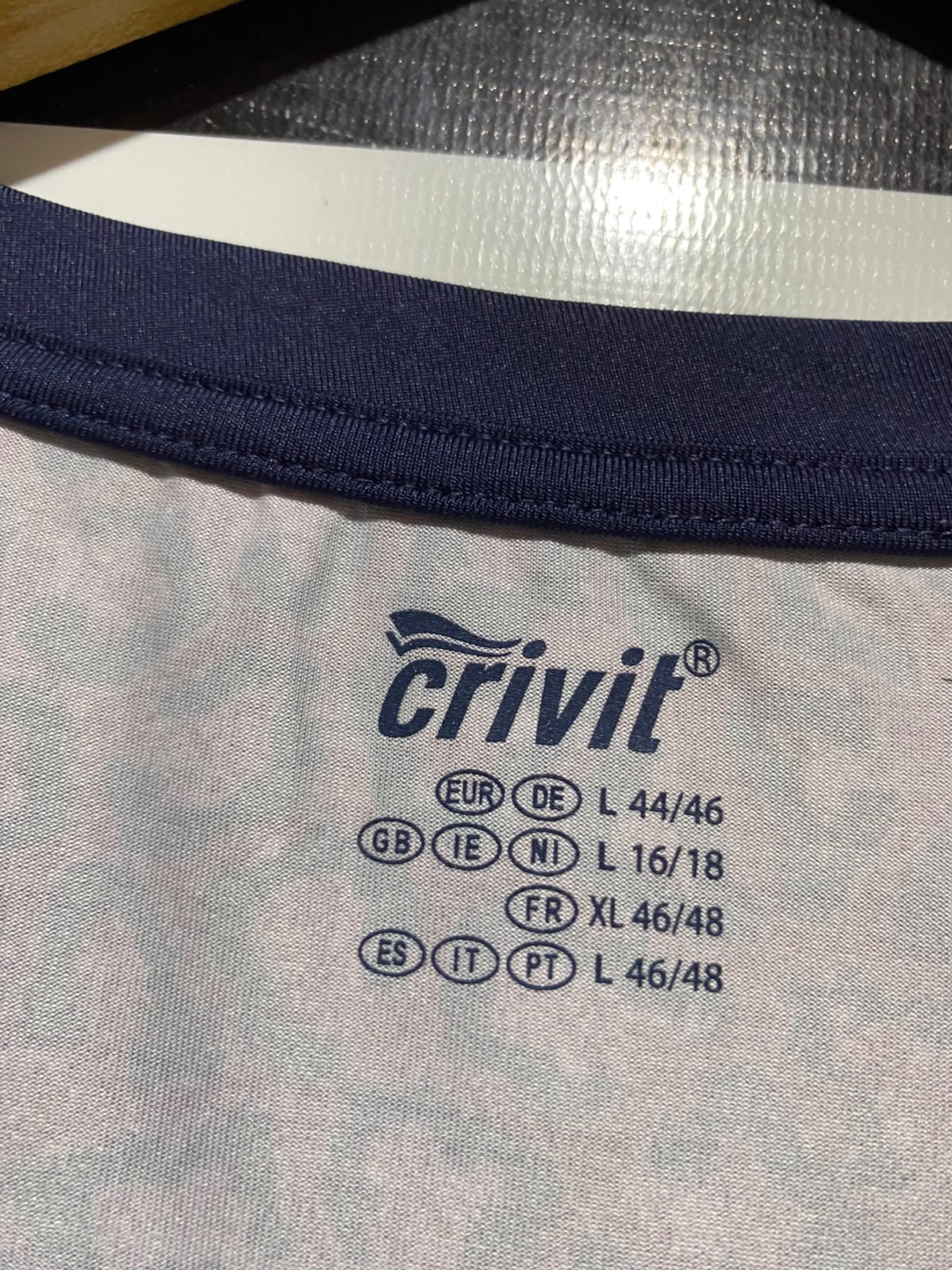 CRIVIT |L| BUST 20| B46| ATHLETIC T-SHIRT - PINK & PURPLE ANIMAL PRINT SHORT SLEEVE SPORTS TEE