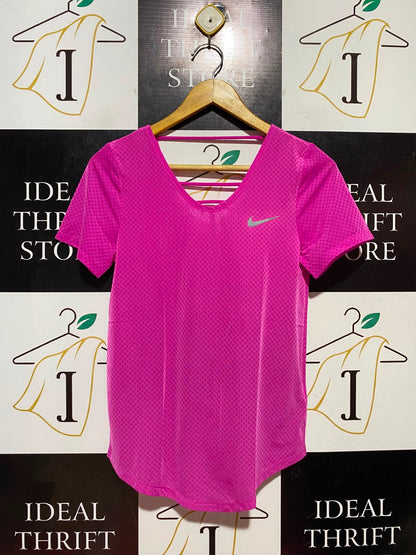 NIKE |XS| BUST 15| B46| RUNNING SHIRT HOT PINK SHORT SLEEVE ATHLETIC TEE