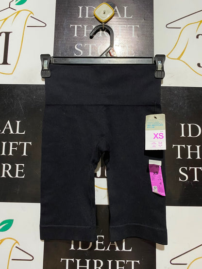 PRIMARK CARES |XS| WAIST 22| B46| BLACK SEAMLESS HIGH WAISTED BIKE SHORTS
