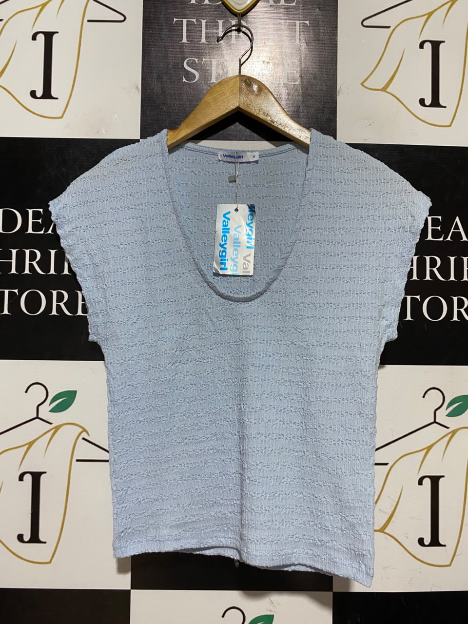 VALLEY GIRL |S| BUST 14| B46| LIGHT BLUE TEXTURED SCOOP NECK CAP SLEEVE TOP