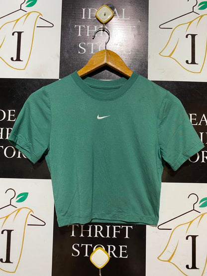 NIKE |XS| BUST 15| B46| EMERALD GREEN CENTER SWOOSH SHORT SLEEVE CROP TOP T-SHIRT