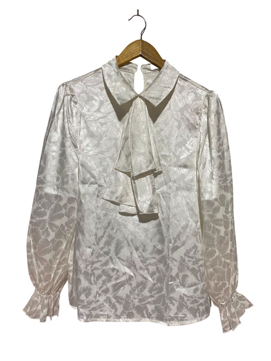 SHEIN |M| BUST 21| B47| OFF-WHITE JACQUARD SATIN PUSSY-BOW BLOUSE