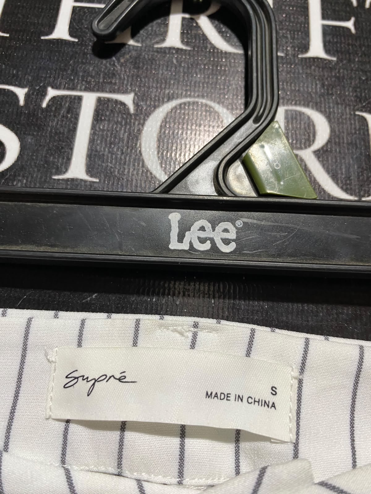 SUPRE |L| WAIST 30| B48| CHIC WHITE AND BLACK PINSTRIPE WIDE-LEG TAILORED TROUSERS