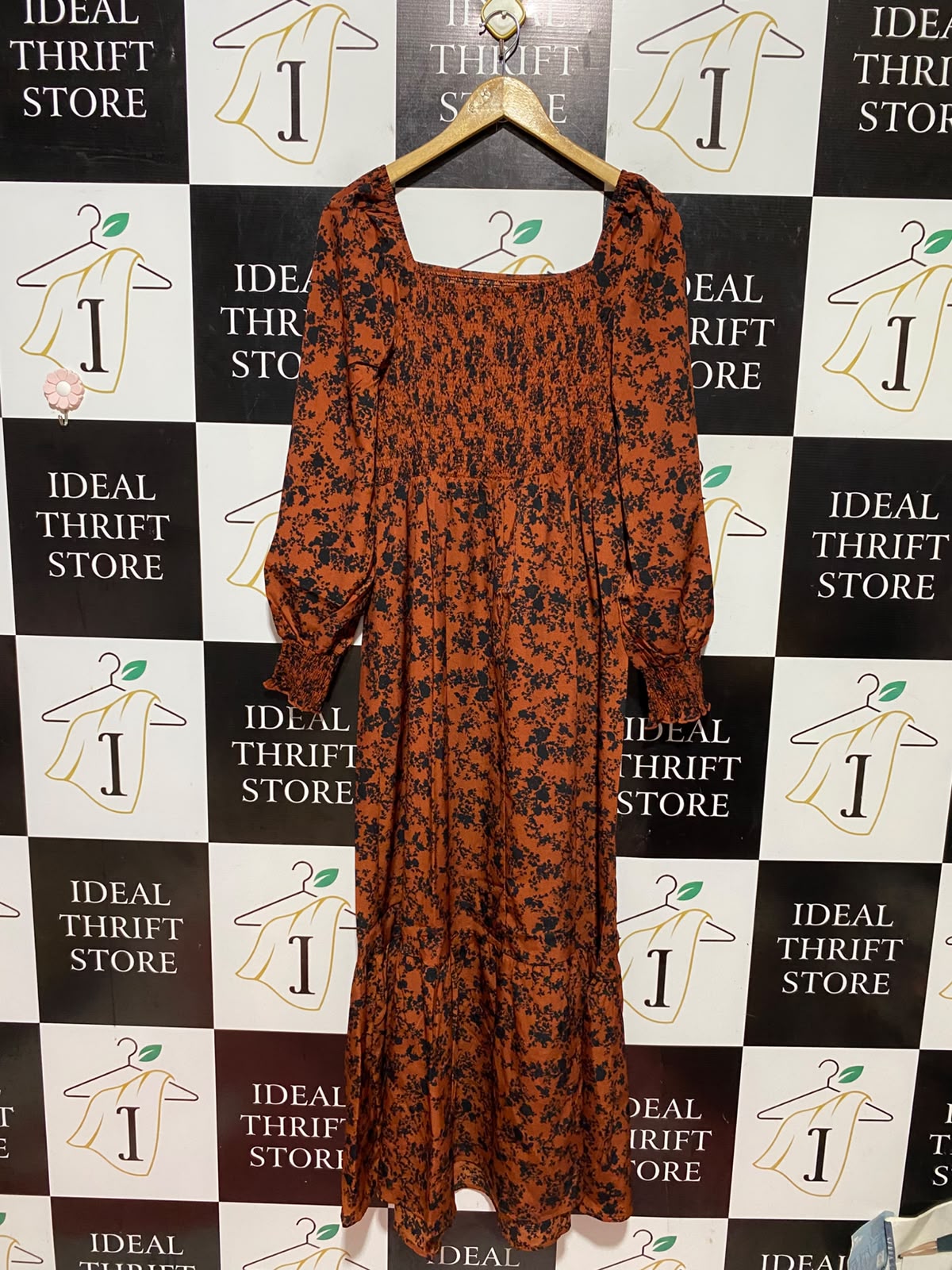 SHEIN CURVE |XL| BUST 15| B48| CHIC BURNT ORANGE AND BLACK FLORAL SMOCKED MAXI DRESS