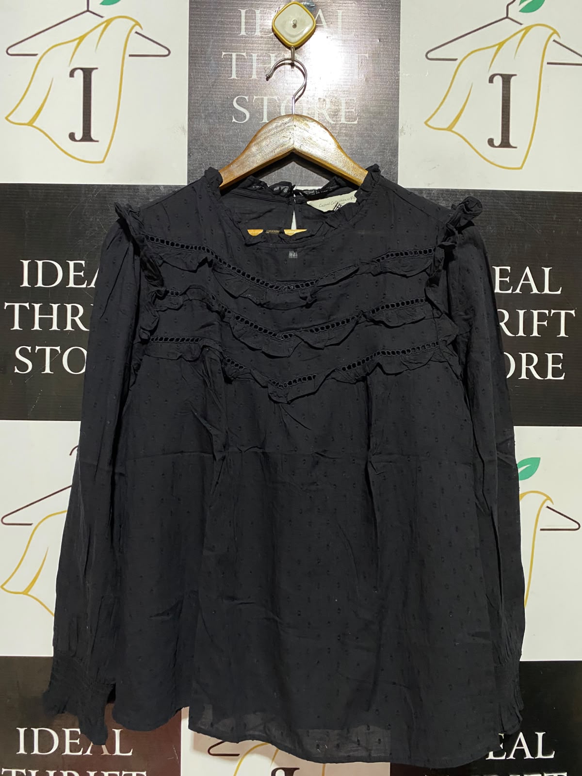 F&F |M| BUST 19| B48| BLACK DOBBY SWISS DOT RUFFLED BLOUSE WITH EYELET