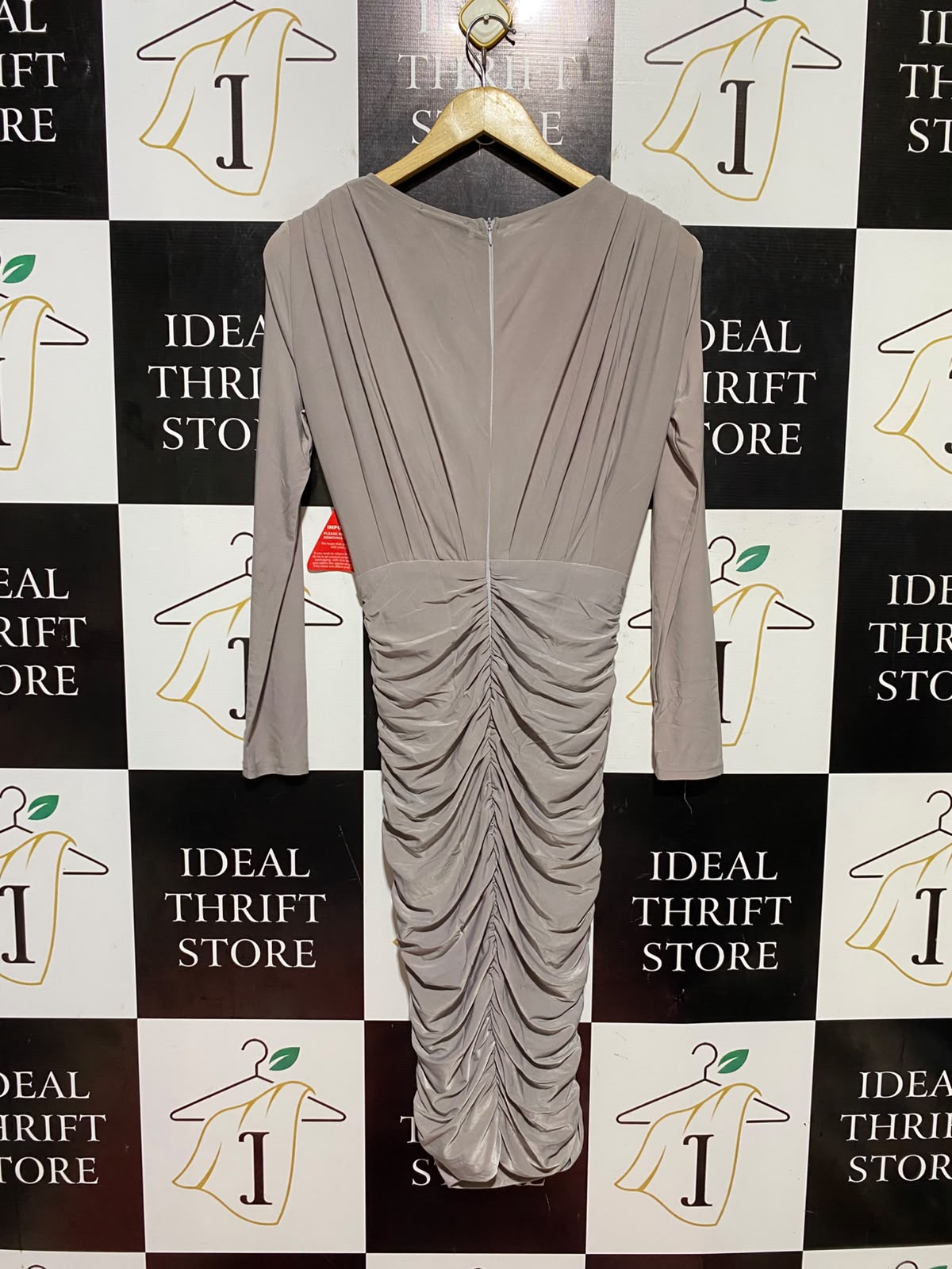 AX PARIS |M| BUST 17| B48| NUDE RUCHED LONG SLEEVE BODYCON MIDI DRESS