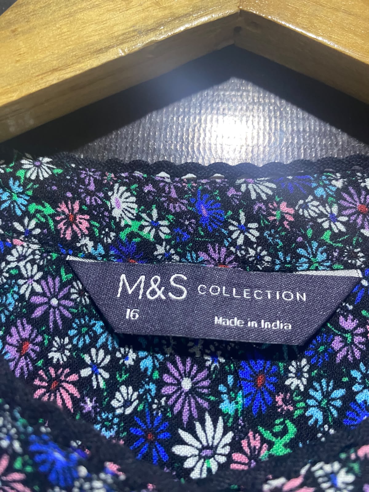 M&S |L| BUST 24| B48| DITSY FLORAL BUTTON-FRONT BLOUSE