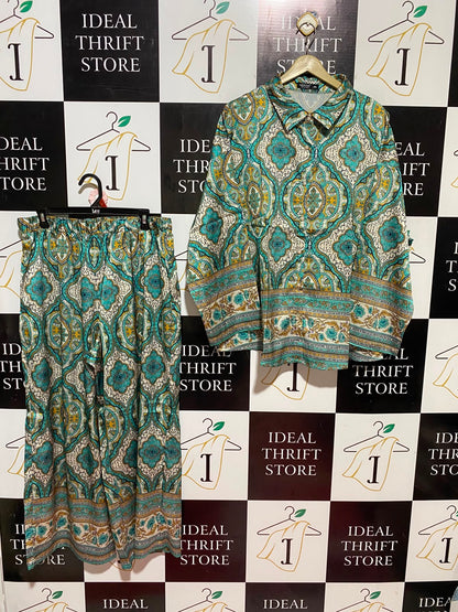 SHEIN CURVE |XL| B47| TEAL AND GOLD MEDALLION PRINT TWO-PIECE LOUNGEWEAR SET