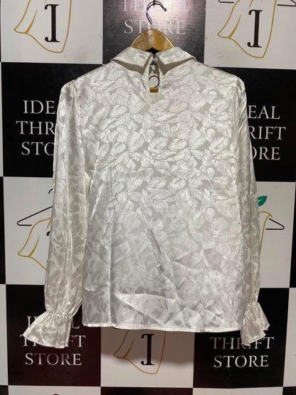 SHEIN |M| BUST 21| B47| OFF-WHITE JACQUARD SATIN PUSSY-BOW BLOUSE
