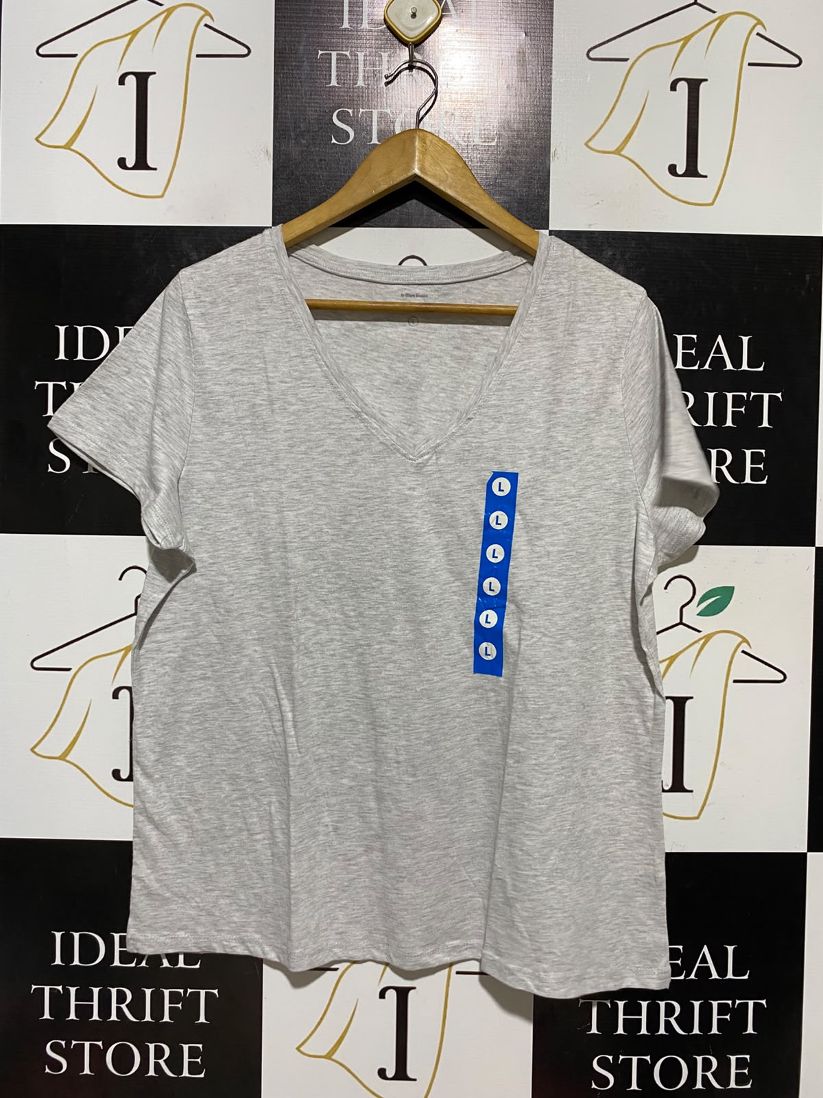 BRILLIANT BASICS |L| BUST 22| B47| V-NECK SHORT SLEEVE T-SHIRT LIGHT GRAY HEATHER