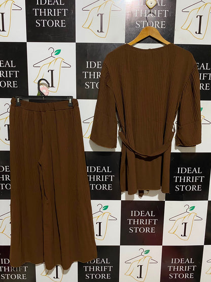 |XS| B47| BROWN RIBBED CRINKLE TUNIC TOP WITH WAIST TIE & WIDE-LEG PANTS SUIT