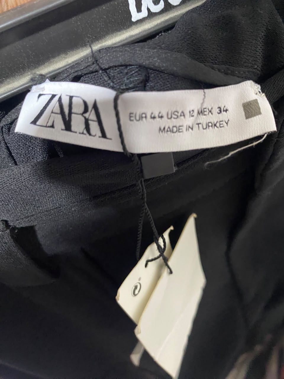 ZARA | L| WAIST 32| B47| CASUAL UTILITY SLIM STRAIGHT LEg PANTS WITH TAGS