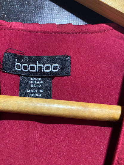 BOOHOO |L| BUST 19| B49| LUXURIOUS BURGUNDY SATIN PLEATED MIDI DRESS WITH DEEP V-NECK